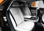 Audi A8 30