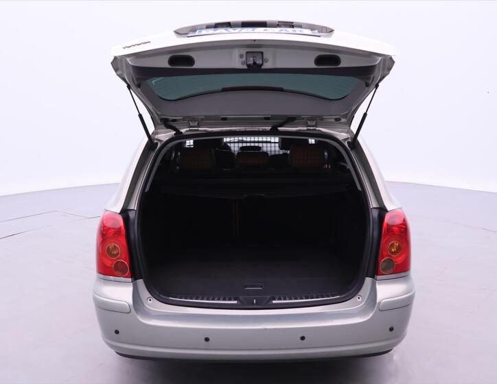 Toyota Avensis 9