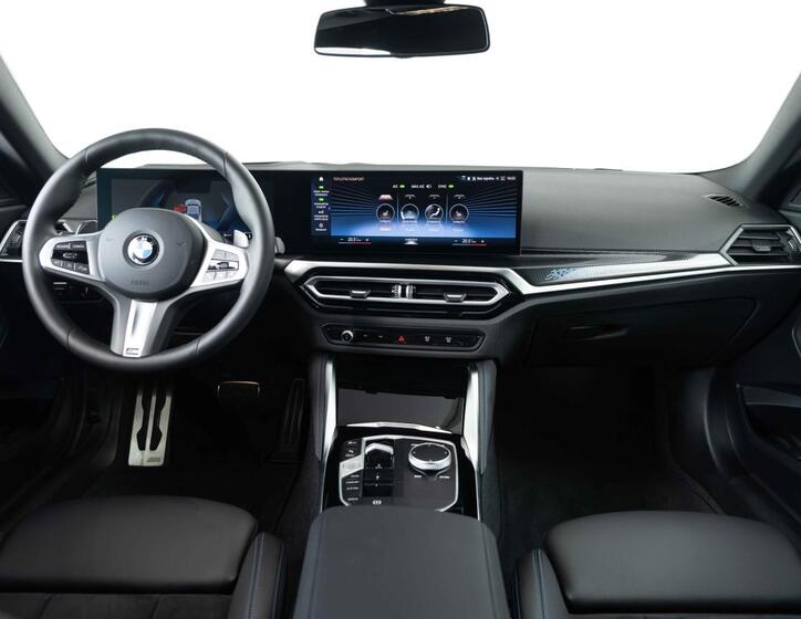 BMW Řada 2 12