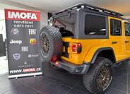 Jeep Wrangler 6