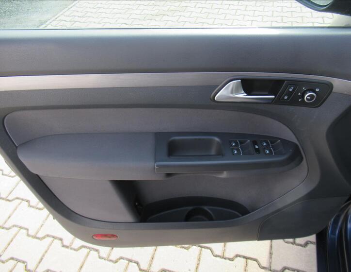 Volkswagen Touran 18