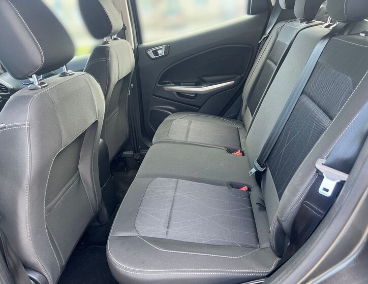Ford EcoSport 8