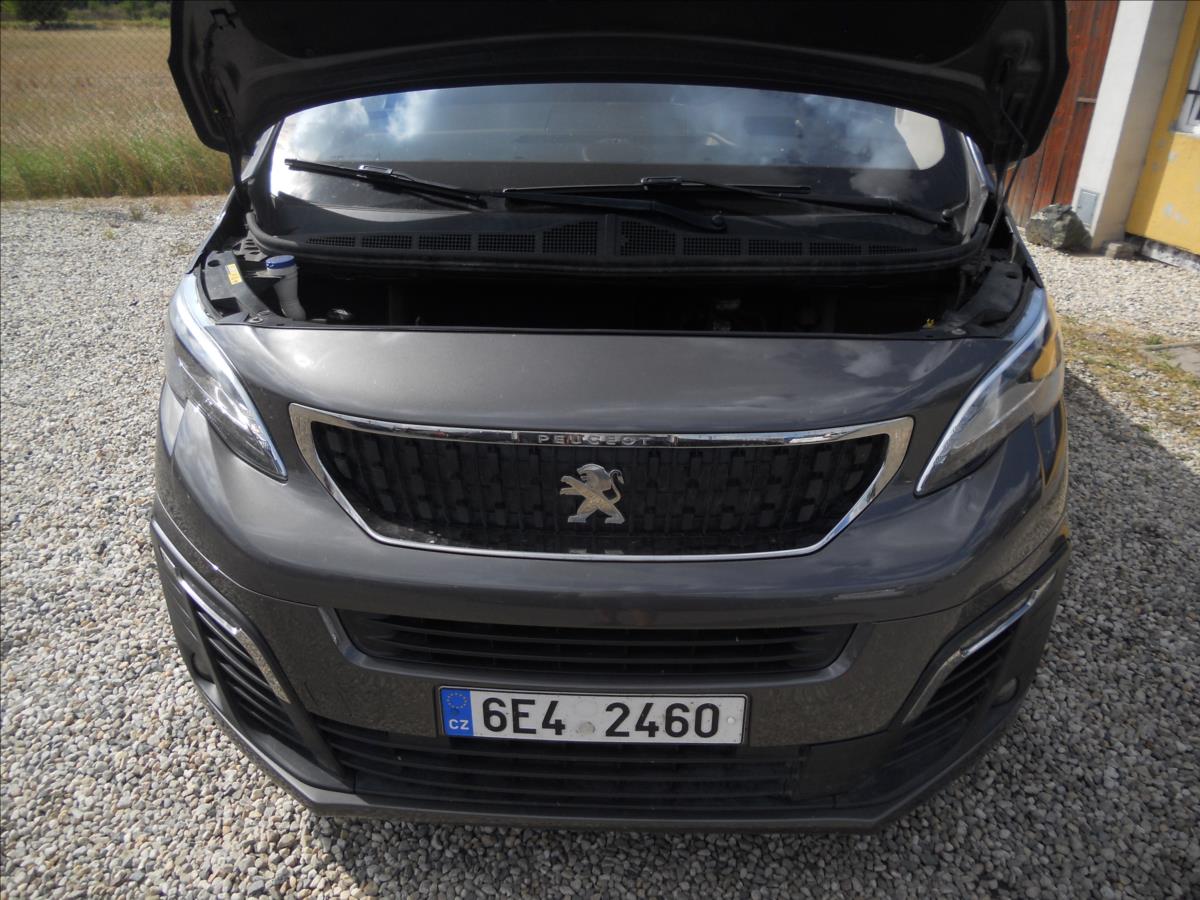 Peugeot Traveller