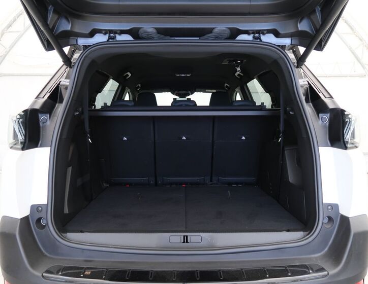Peugeot 5008 12