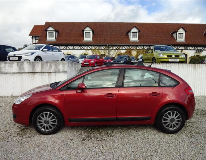 Citroën C4 4