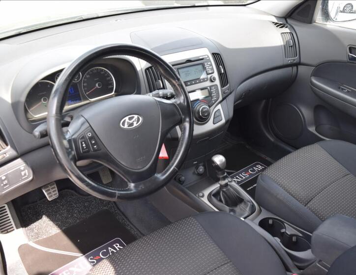 Hyundai i30 16