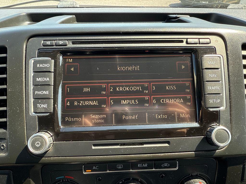 Volkswagen Caravelle