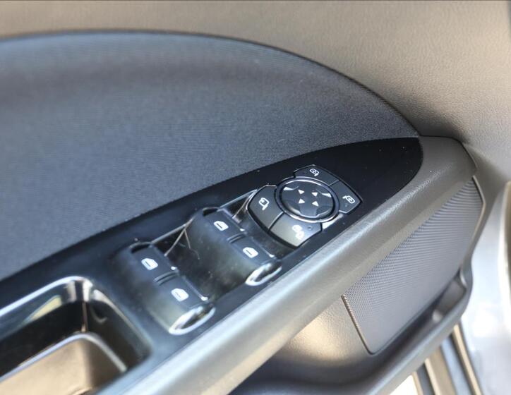 Ford Mondeo 19