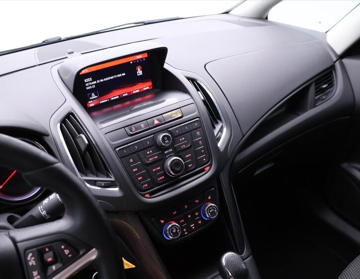 Opel Zafira 19