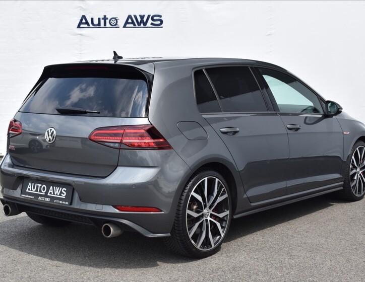 Volkswagen Golf 8