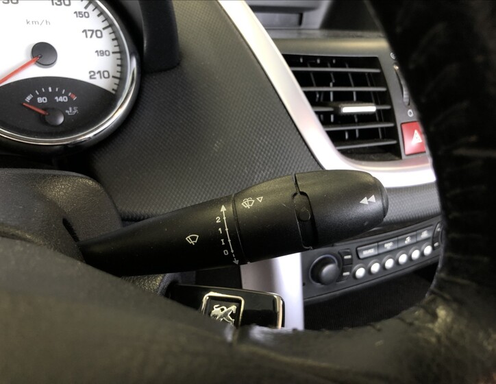 Peugeot 207 24