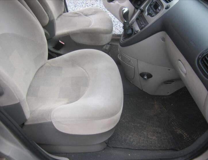 Citroën Xsara Picasso 16