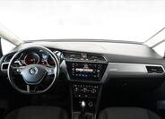 Volkswagen Touran 12