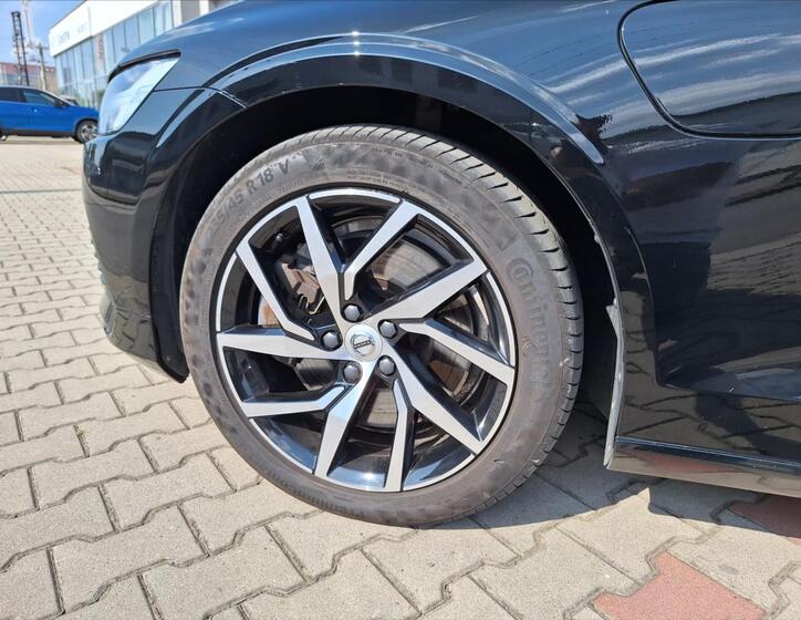 Volvo V60 7