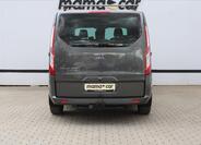Ford Tourneo Custom 6