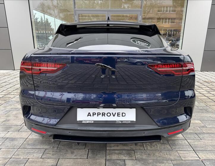 Jaguar I-Pace 54