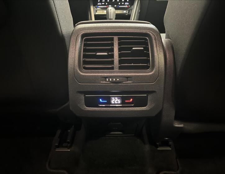 Volkswagen Touran 22