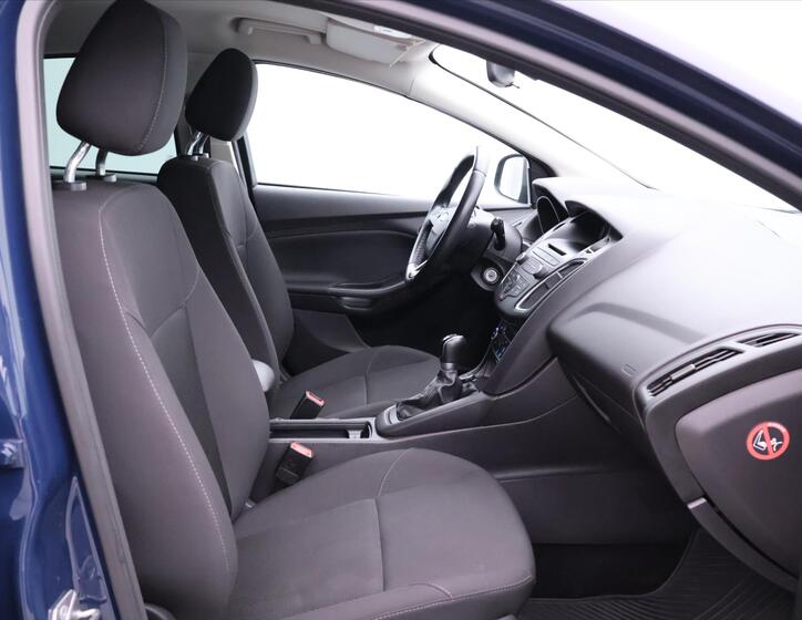Ford Focus 14