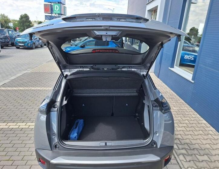Peugeot 2008 9