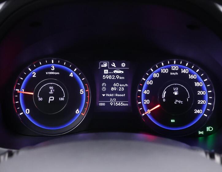 Hyundai i40 19