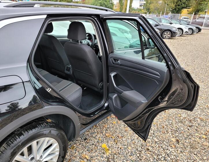 Volkswagen T-Roc 15