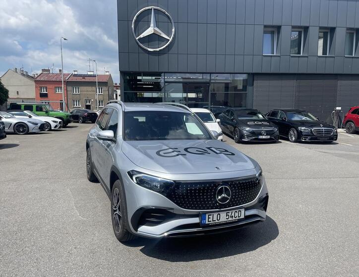 Mercedes-Benz EQB 6