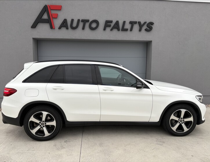 Mercedes-Benz GLC 2