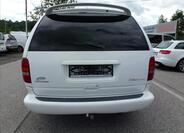 Dodge Grand Caravan 9