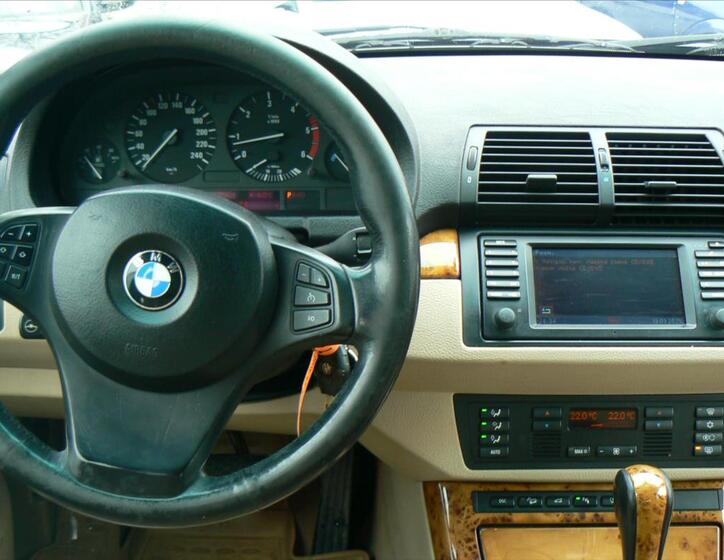 BMW X5 12