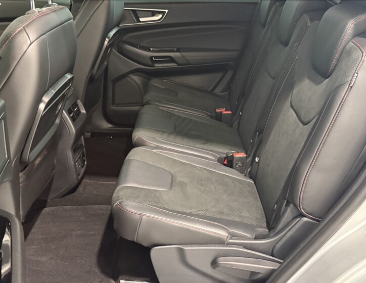 Ford S-MAX 8