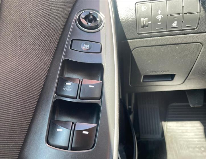 Hyundai i30 22
