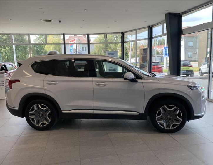 Hyundai Santa Fe 4