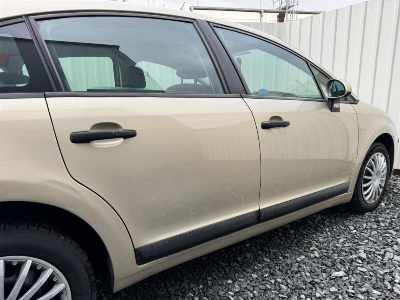 Citroën C4 17