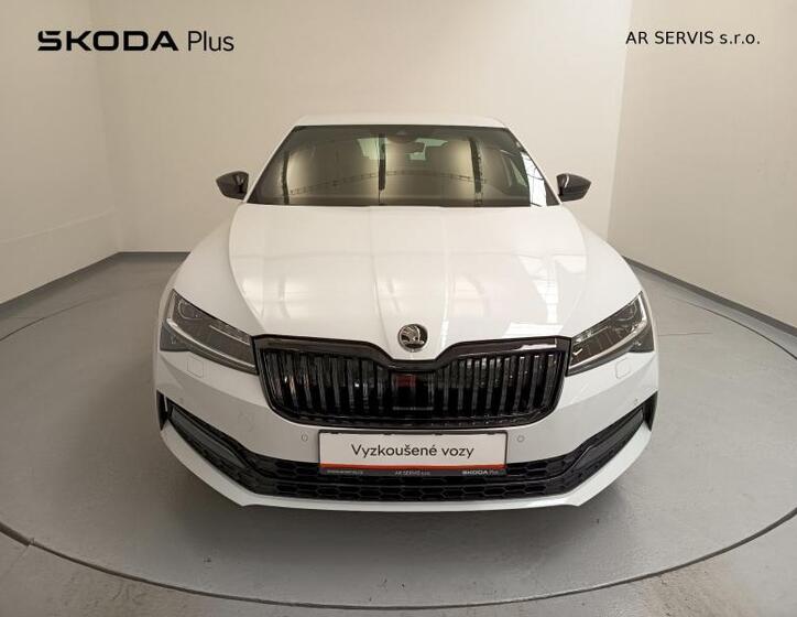 Škoda Superb 4