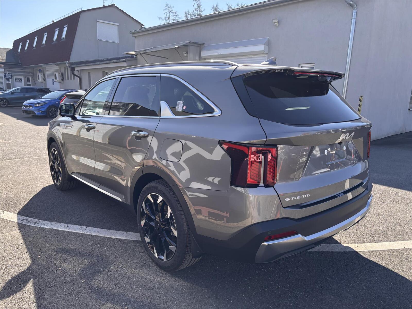 KIA Sorento 5