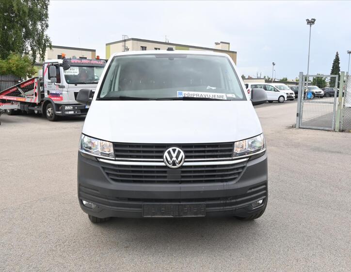 Volkswagen Transporter 1