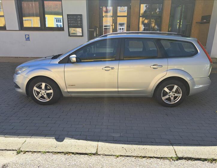 Ford Focus 6