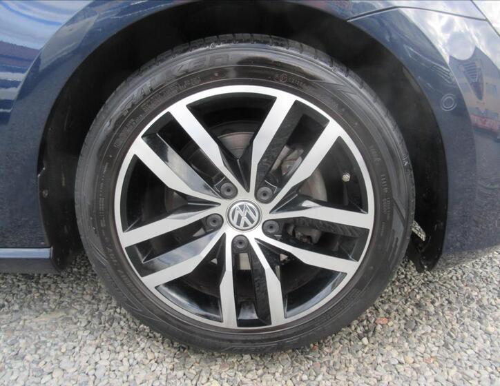 Volkswagen Golf 17