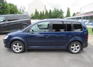 Volkswagen Touran 8