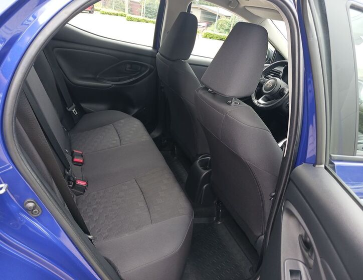 Toyota Yaris 13