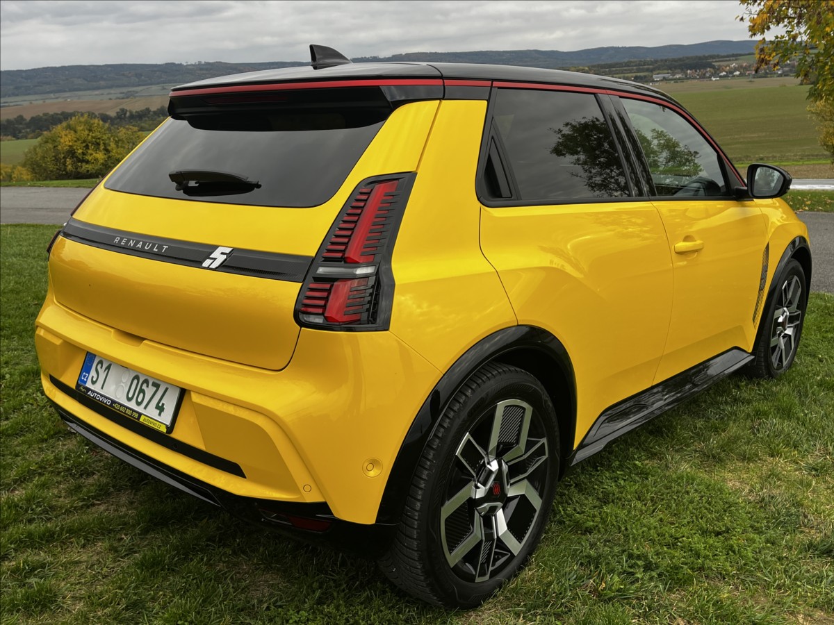 Renault R5
