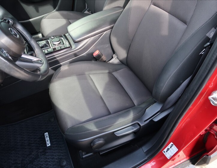 Mazda CX-30 23