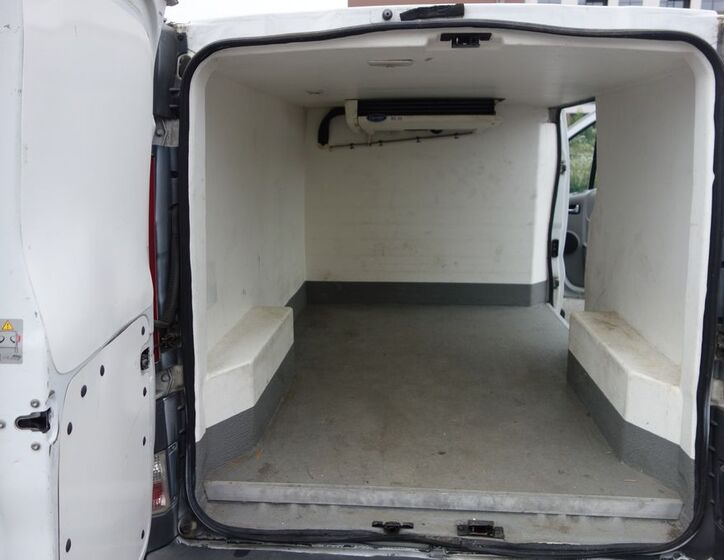 Opel Vivaro 19