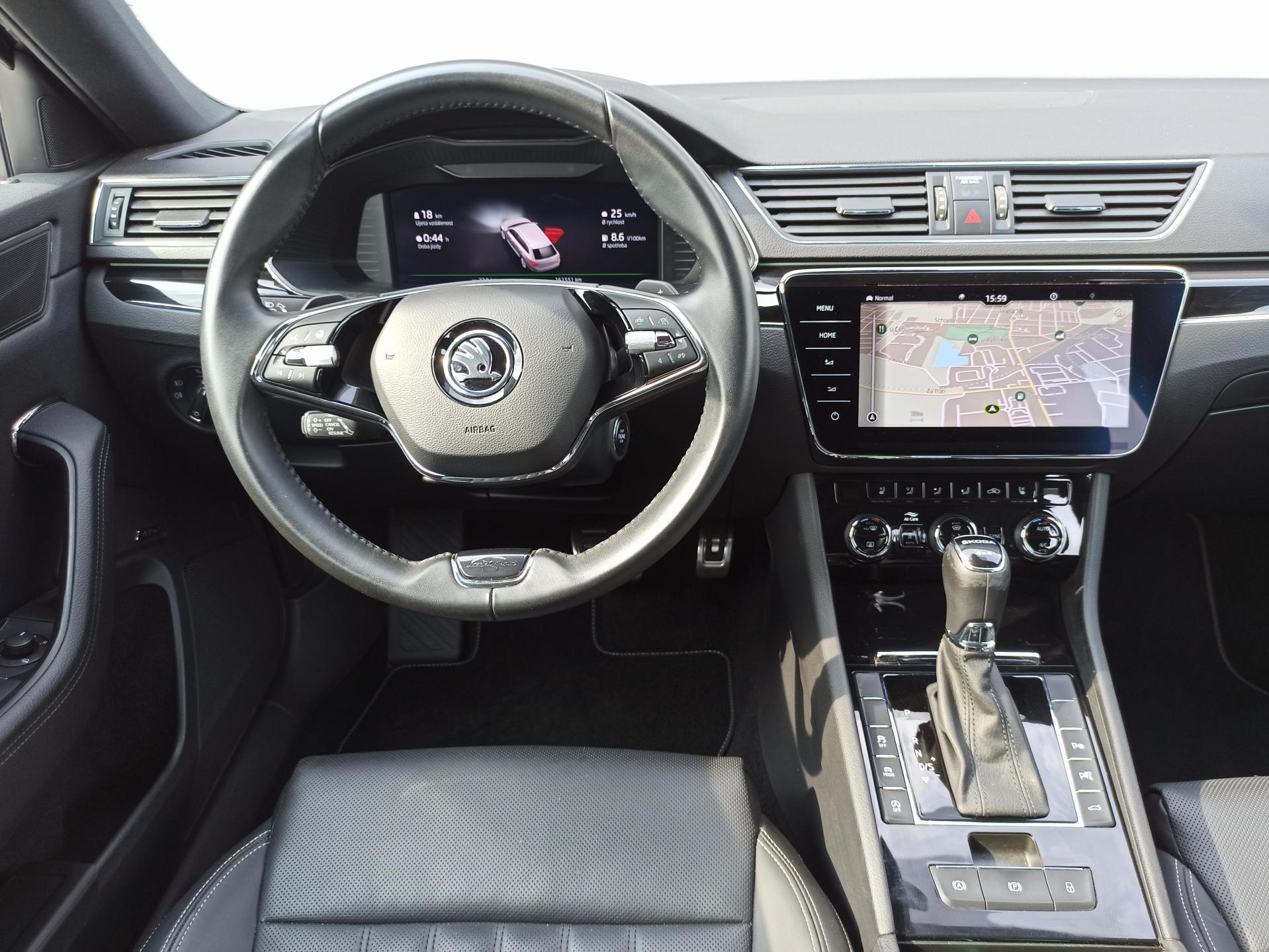 Škoda Superb