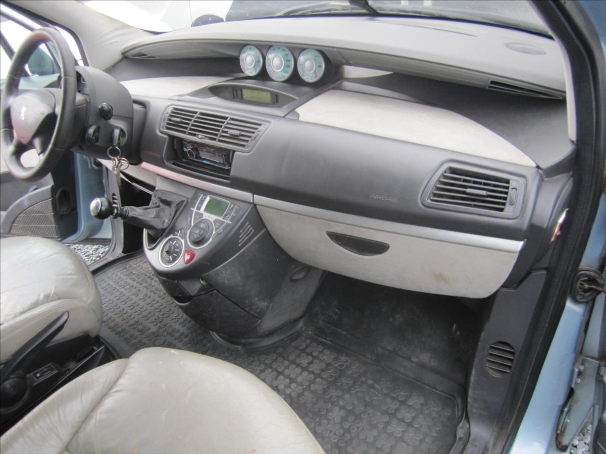 Peugeot 807