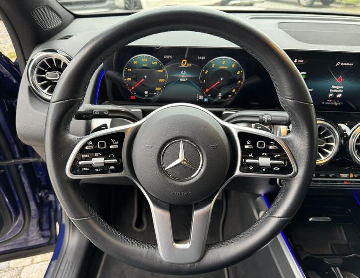 Mercedes-Benz GLB 7
