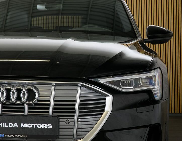 Audi e-tron 9