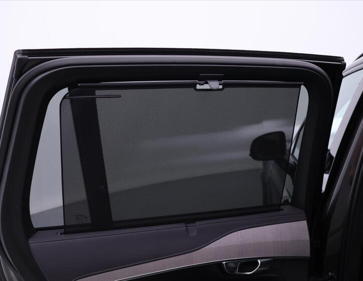 Volvo XC90 73