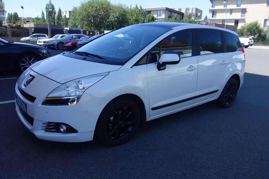 Peugeot 5008