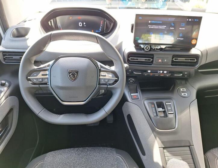 Peugeot Rifter 10